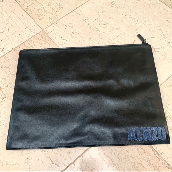 Kenzo Forever No? Oversized Black Textured Clutch - Picture 8 of 8